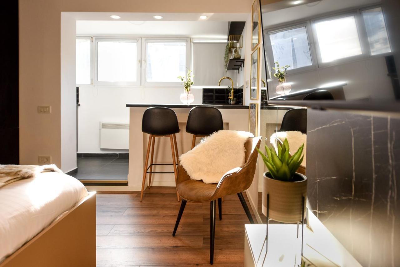 בוקרשט Calea Victoriei Modern Studio - Escape In The City Center מראה חיצוני תמונה