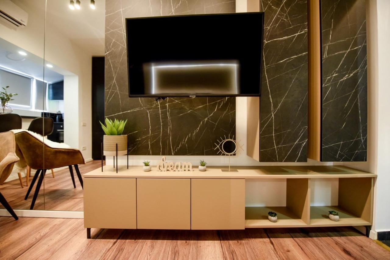 בוקרשט Calea Victoriei Modern Studio - Escape In The City Center מראה חיצוני תמונה