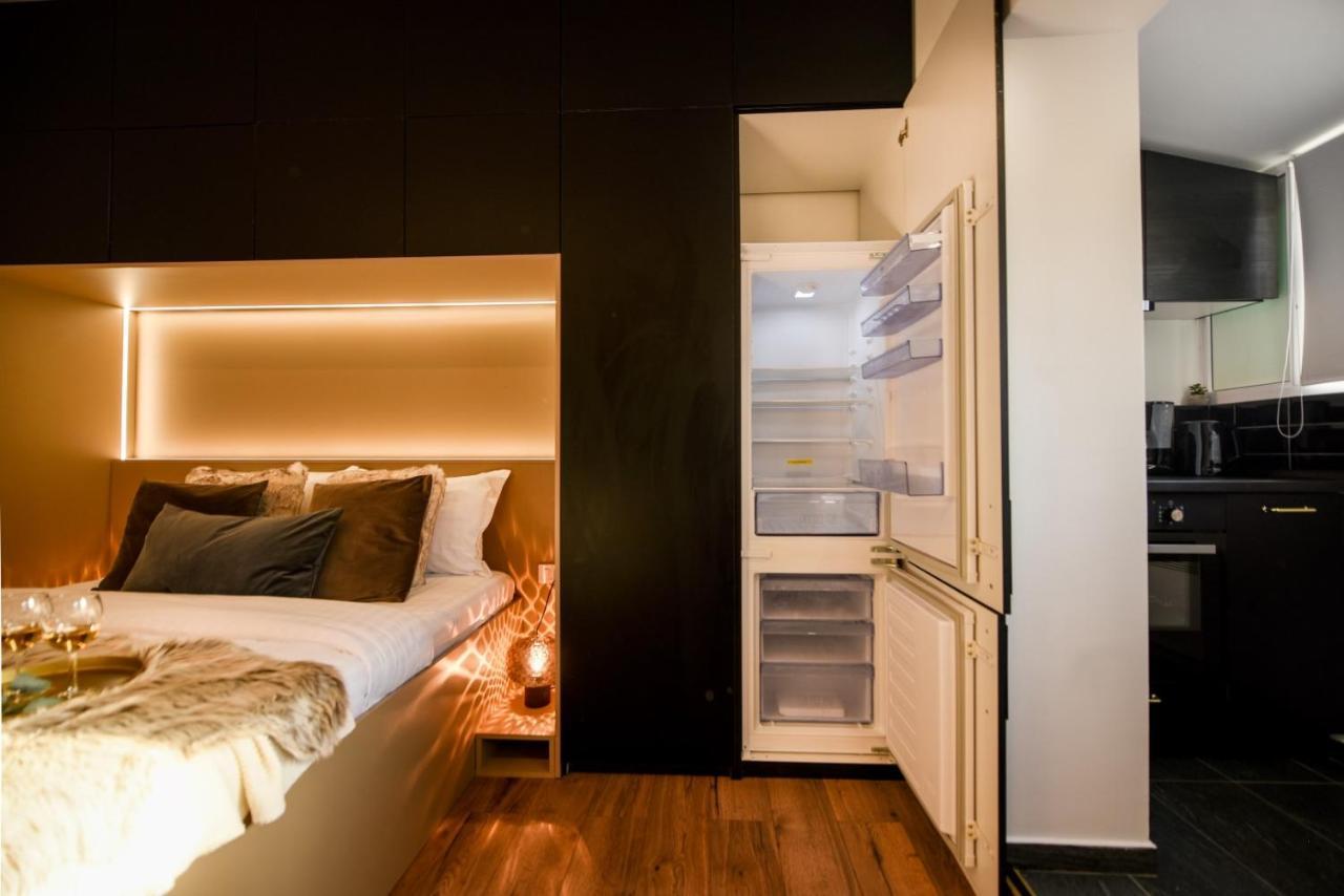 בוקרשט Calea Victoriei Modern Studio - Escape In The City Center מראה חיצוני תמונה