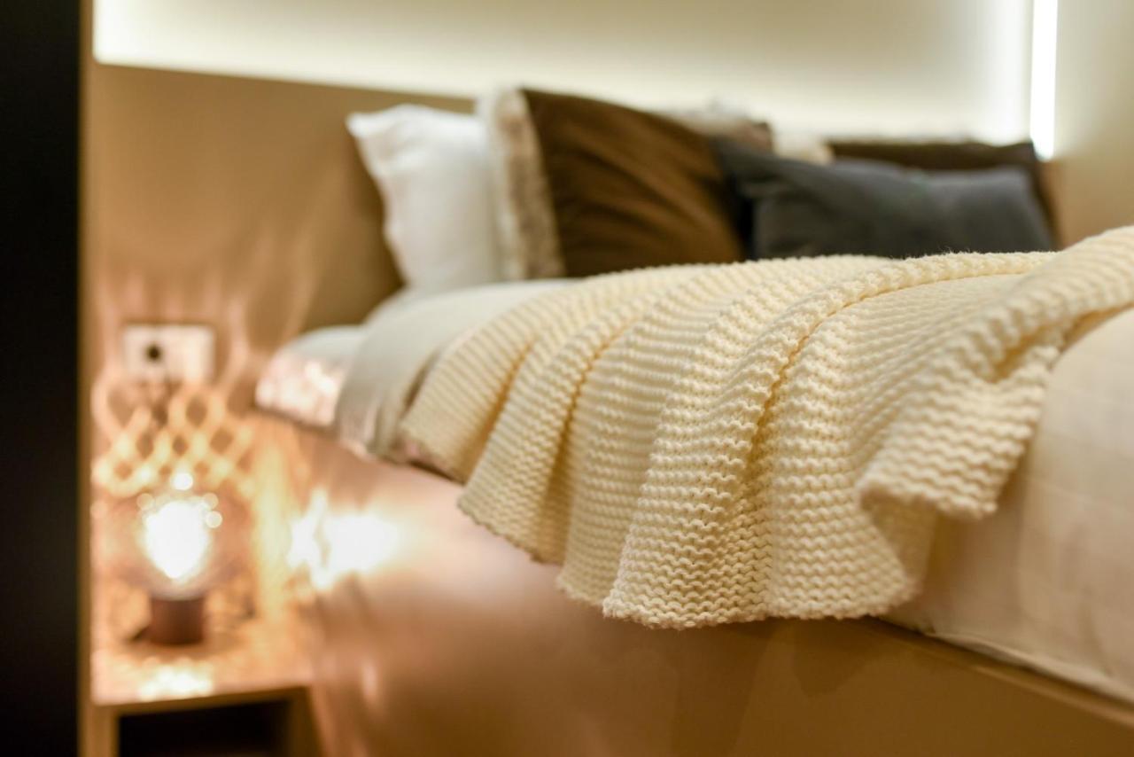 בוקרשט Calea Victoriei Modern Studio - Escape In The City Center מראה חיצוני תמונה