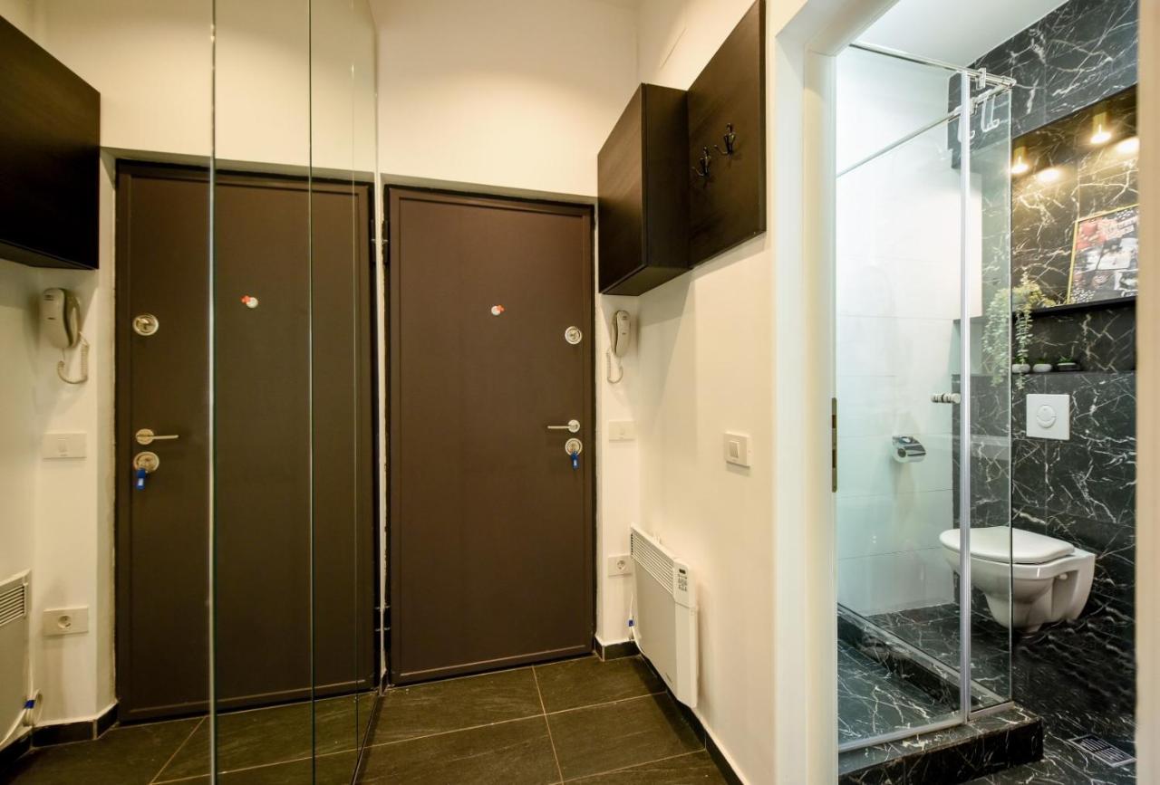 בוקרשט Calea Victoriei Modern Studio - Escape In The City Center מראה חיצוני תמונה